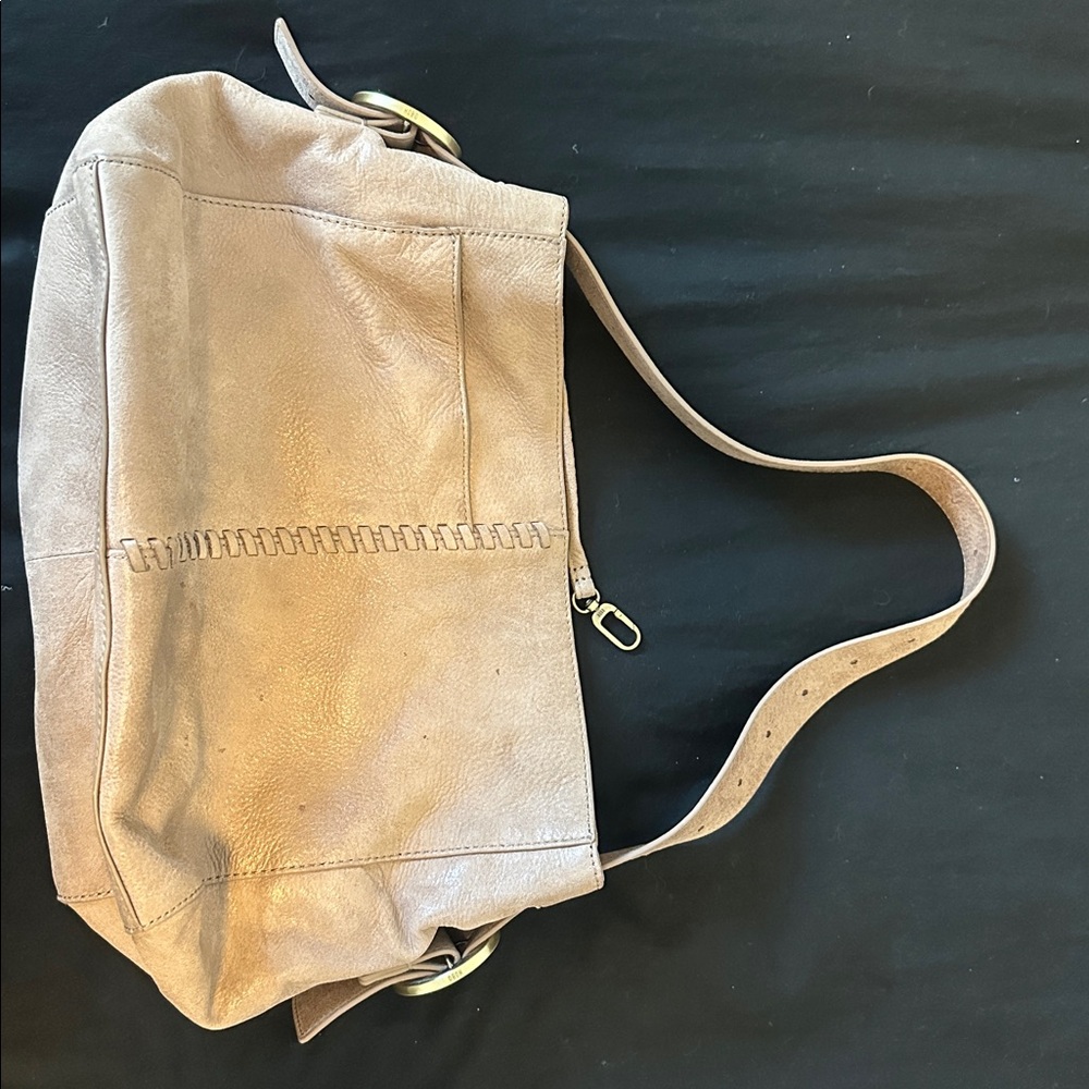 HOBO render in Buffed Leather Hazel Shoulder Bag - Picture 2 of 6